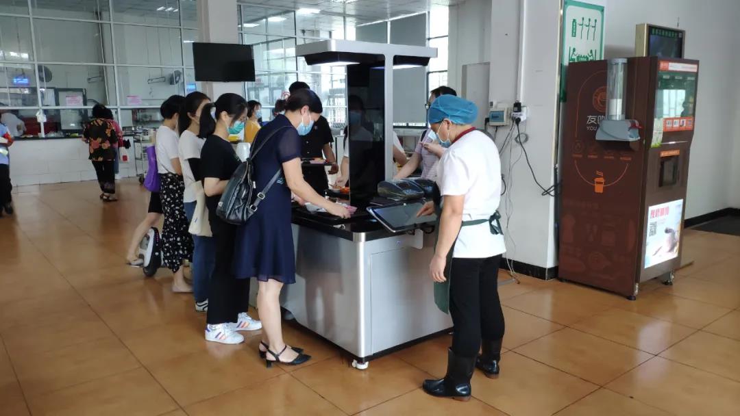 廣東省婦幼保健院食堂采用樸食科技旗下雙通道AI識(shí)別結(jié)算臺(tái)